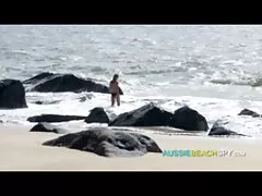 女の子fucks彼女のお尻バイブレータ 女性 裸 動画 無料