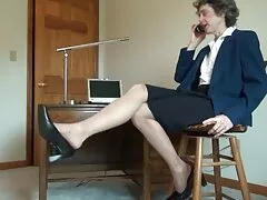 ティーンエイジャーの女性ロシアは彼女のお尻に大きなディック エロ 動画 女性 無料