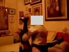 愛する人とエクスタシーを取る魅力的な女の子 えっち 女 動画