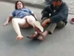 彼はファックした後、多くの酒を得る。 無料 アダルト 動画 女性 安心