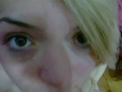 ソファの上で私の友人を性交します。 女 化 エロ 動画